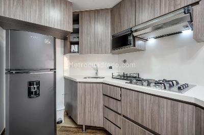 Apartamento de 1 alcoba en arriendo en La Aguacatala, Medellín, 48 m² · foto 4 de 9
