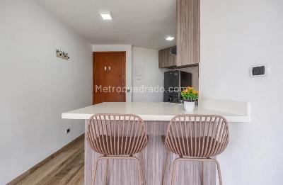 Apartamento de 1 alcoba en arriendo en La Aguacatala, Medellín, 48 m² · foto 5 de 9