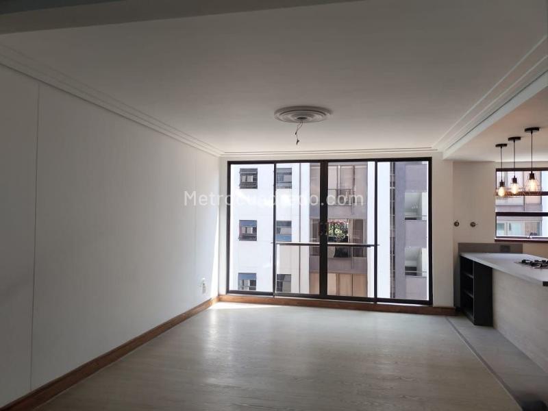 Spacious 4BR Apartment with 4 Baths in El Poblado