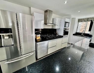 Apartamento de 3 alcobas en venta en Envigado, Envigado, 120 m² · foto 7 de 19