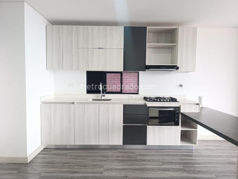 Apartamento Tipo Estudio de 1 Alcoba con Terraza Privada en El Poblado - 8