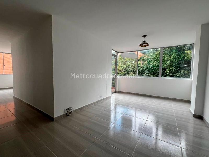 3BR Apartment in ENVIGADO (95 m²) - 2