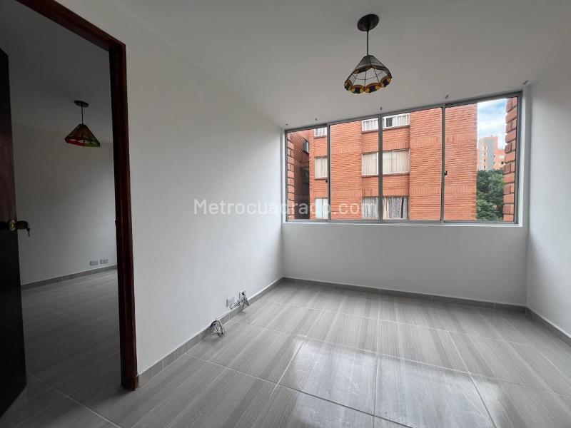 3BR Apartment in ENVIGADO (95 m²)