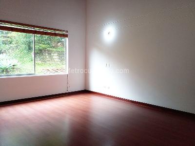 Casa de 3 alcobas en venta en Envigado, Envigado, 210 m² · foto 11 de 20