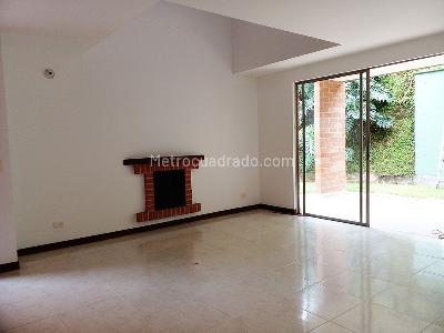 Casa de 3 alcobas en venta en Envigado, Envigado, 210 m² · foto 4 de 20