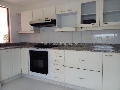 Casa de 3 alcobas en venta en Envigado, Envigado, 210 m² · foto 7 de 20