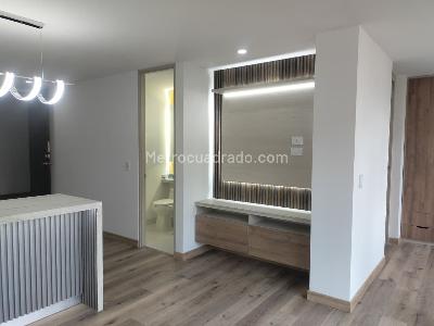 Apartamento de 1 alcoba en venta en El Poblado, Medellín, 63 m² · foto 3 de 15