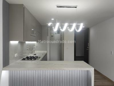 Apartamento de 1 alcoba en venta en El Poblado, Medellín, 63 m² · foto 5 de 15