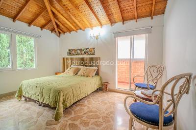 Casa en arriendo en El Poblado, Medellín · foto 14 de 20