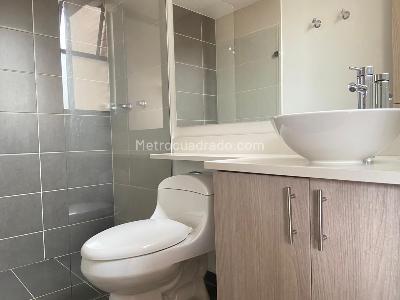 Apartamento de 3 alcobas en arriendo en Sabaneta, Sabaneta, 107 m² · foto 17 de 20