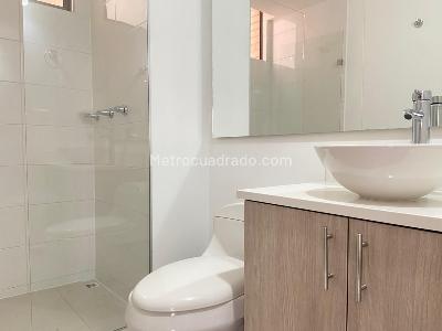 Apartamento de 3 alcobas en arriendo en Sabaneta, Sabaneta, 107 m² · foto 19 de 20