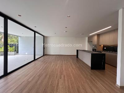 Apartamento de 3 alcobas en venta en Rionegro, Rionegro, 166 m² · foto 2 de 20