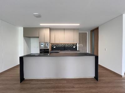 Apartamento de 3 alcobas en venta en Rionegro, Rionegro, 166 m² · foto 5 de 20