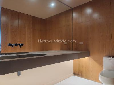 Apartamento de 3 alcobas en venta en El Poblado, Medellín, 185 m² · foto 18 de 18