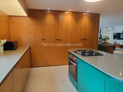Apartamento de 3 alcobas en venta en El Poblado, Medellín, 185 m² · foto 7 de 18