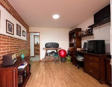 Apartamento de 3 alcobas en venta en El Poblado, Medellín, 243 m² · foto 10 de 18
