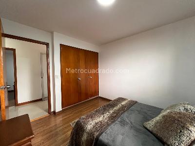 Apartamento de 3 alcobas en venta en El Poblado, Medellín, 243 m² · foto 15 de 18