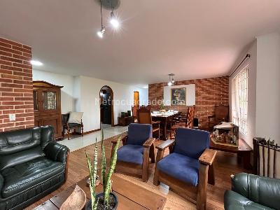 Apartamento de 3 alcobas en venta en El Poblado, Medellín, 243 m² · foto 4 de 18