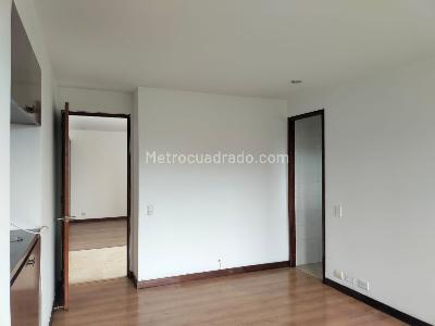 Apartamento de 2 alcobas en venta en El Poblado, Medellín, 143 m² · foto 13 de 18