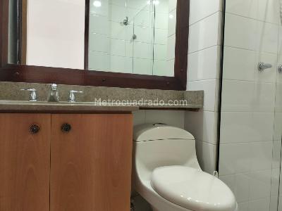 Apartamento de 2 alcobas en venta en El Poblado, Medellín, 143 m² · foto 18 de 18