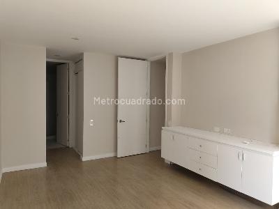 Apartamento en venta en El Poblado, Medellín · foto 10 de 15
