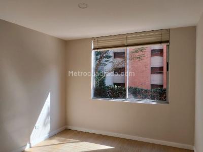 Apartamento en venta en El Poblado, Medellín · foto 11 de 15