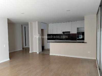 Apartamento en venta en El Poblado, Medellín · foto 3 de 15