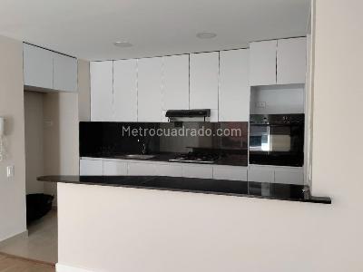 Apartamento en venta en El Poblado, Medellín · foto 4 de 15
