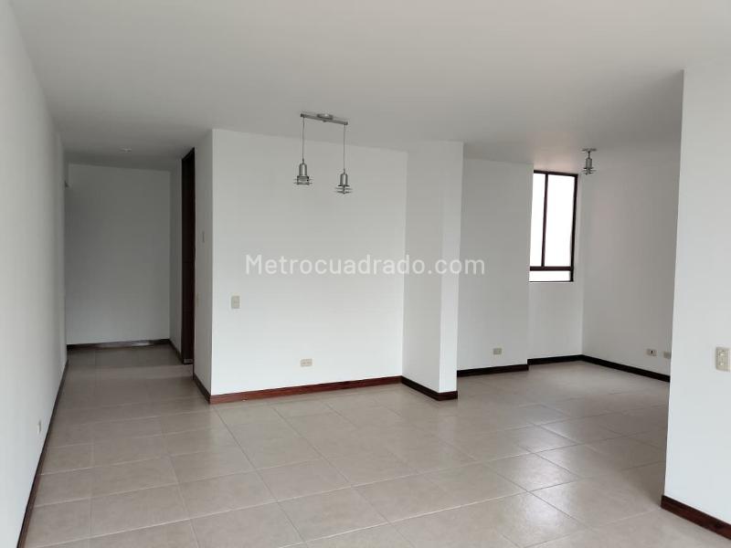 Apartamento de 3 Alcobas con Vestier en El Poblado (100 m²) - 3