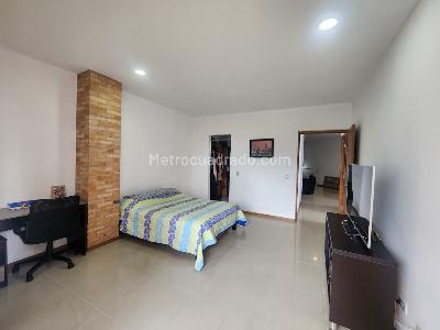 Apartamento en venta en Sabaneta, Sabaneta · foto 8 de 18