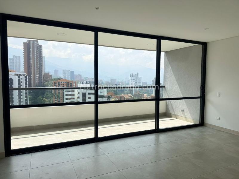 Estudio Amoblado de 1 Alcoba en El Poblado - 2