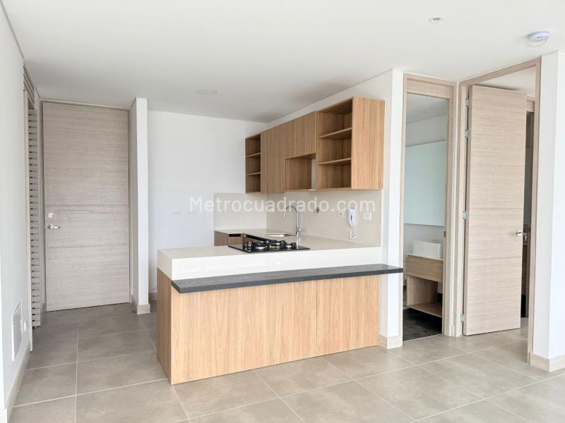 Estudio Amoblado de 1 Alcoba en El Poblado - 6