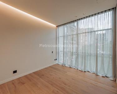 Apartamento de 3 alcobas en venta en El Poblado, Medellín, 308 m² · foto 13 de 18