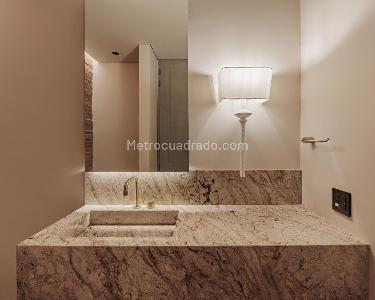 Apartamento de 3 alcobas en venta en El Poblado, Medellín, 308 m² · foto 17 de 18