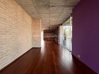 Apartamento en venta en El Poblado, Medellín · foto 6 de 18