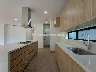 Apartamento en venta en Envigado, Envigado · foto 5 de 18