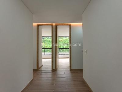 Apartamento en venta en Envigado, Envigado · foto 9 de 18