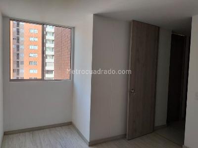 Apartamento de 3 alcobas en arriendo en El Poblado, Medellín, 70 m² · foto 11 de 19