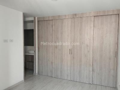 Apartamento de 3 alcobas en arriendo en El Poblado, Medellín, 70 m² · foto 13 de 19