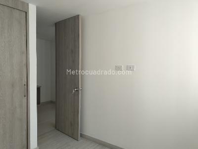 Apartamento de 3 alcobas en arriendo en El Poblado, Medellín, 70 m² · foto 15 de 19