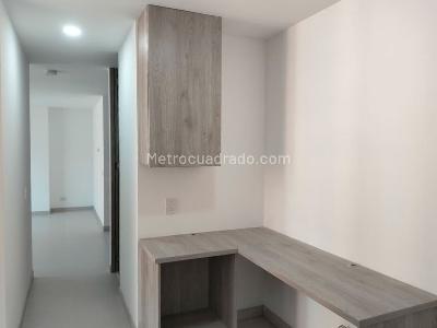 Apartamento de 3 alcobas en arriendo en El Poblado, Medellín, 70 m² · foto 9 de 19