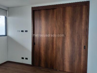 Apartamento de 2 alcobas en arriendo en El Poblado, Medellín, 97 m² · foto 12 de 17