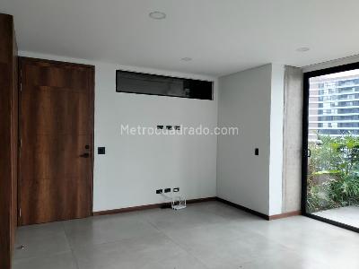 Apartamento de 2 alcobas en arriendo en El Poblado, Medellín, 97 m² · foto 3 de 17