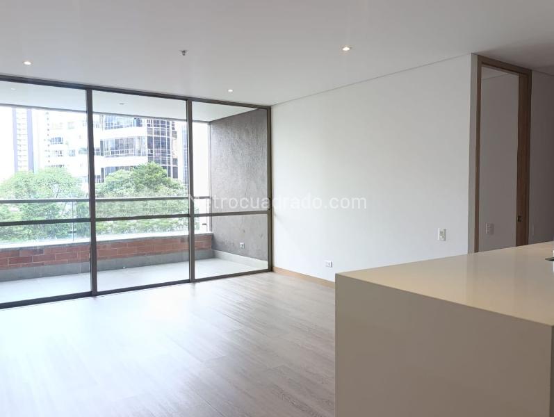 2BR Apartment for Rent in El Poblado Closed Unit with Terrace & Amenities - 4