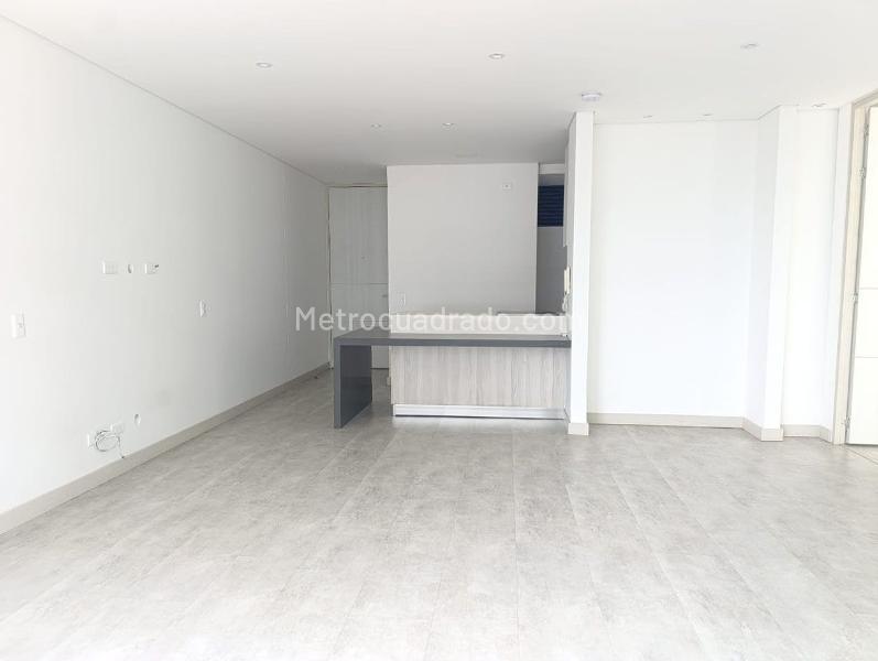 Cozy Studio Apartment in El Poblado - 4