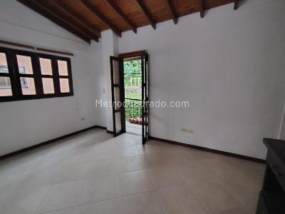 Casa de 3 alcobas en venta en Sabaneta, Sabaneta, 450 m² · foto 14 de 19