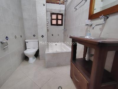 Casa de 3 alcobas en venta en Sabaneta, Sabaneta, 450 m² · foto 17 de 19