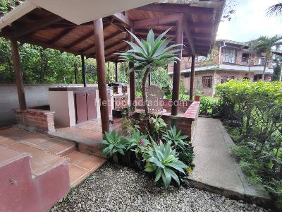 Casa de 3 alcobas en venta en Sabaneta, Sabaneta, 450 m² · foto 19 de 19