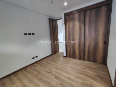 Apartamento de 2 alcobas en venta en El Poblado, Medellín, 97 m² · foto 15 de 18