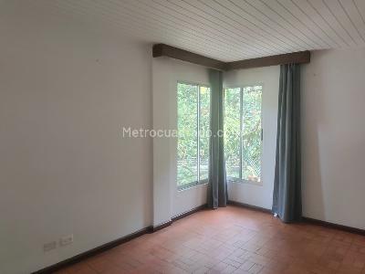 Apartamento de 2 alcobas en venta en El Poblado, Medellín, 80 m² · foto 10 de 16